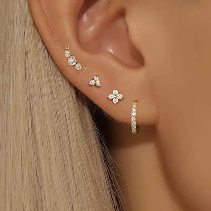 4PCS 18K Gold Plated Flower Round Piercing Earrings Set For Women Stainless Steel Zircon Punk Stud Earring Trendy Jewelry aretes C251103