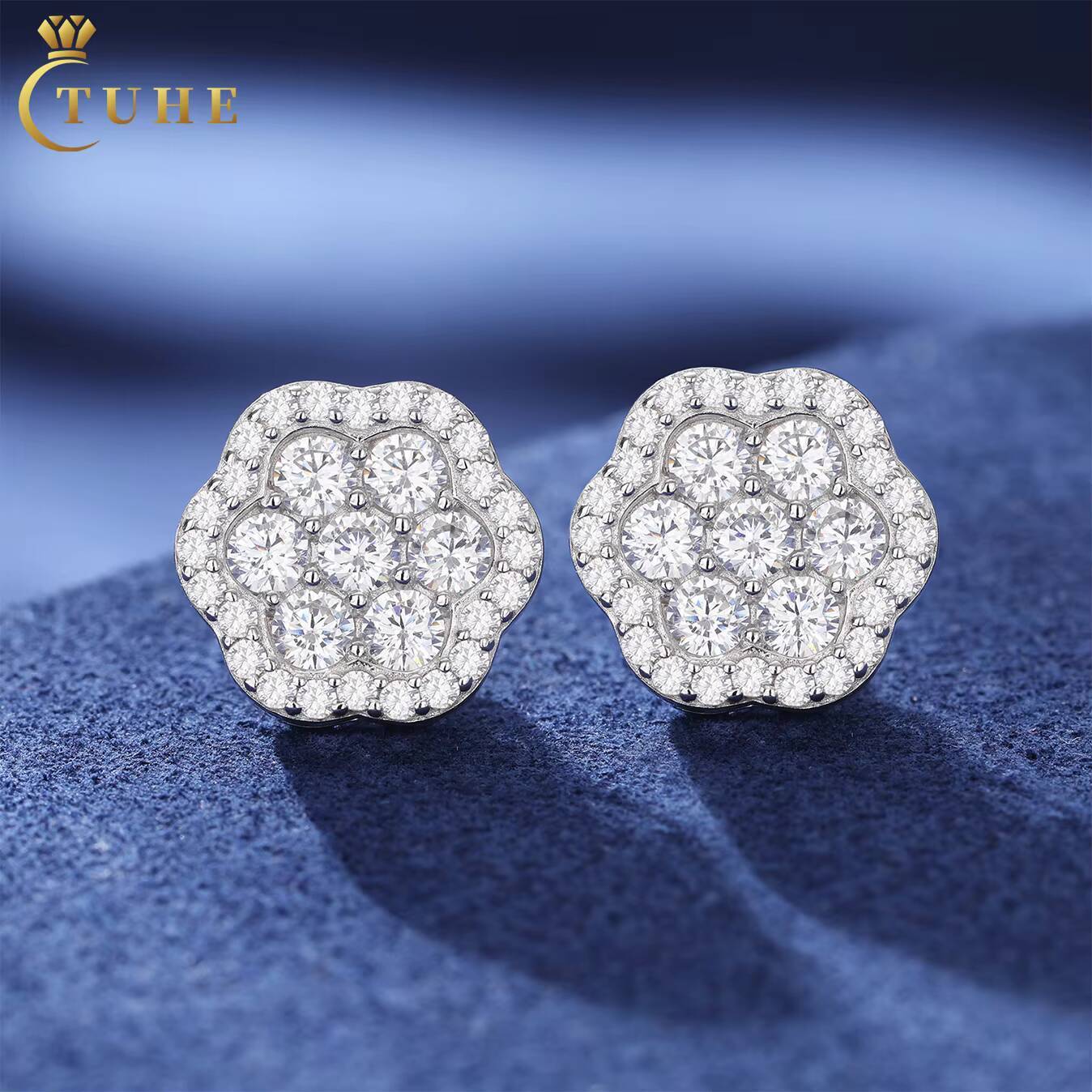 Stunning Micro VVS Moissanite Lotus Flower Stud Earrings White Gold 925 Sterling Silver Mens Women Lab Diamond Stud Earrings