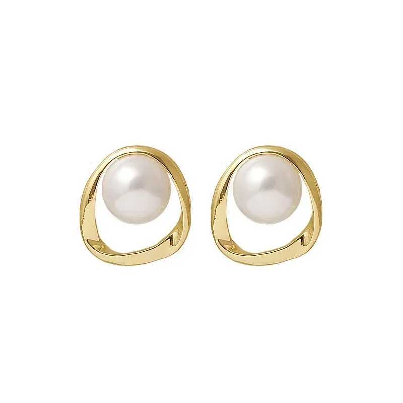 Imitation Pearl Earring for Women Gold Color Round Stud Earrings Korean Delicate Irregular Design Unusual 2023 Fashion Jewelry C251103