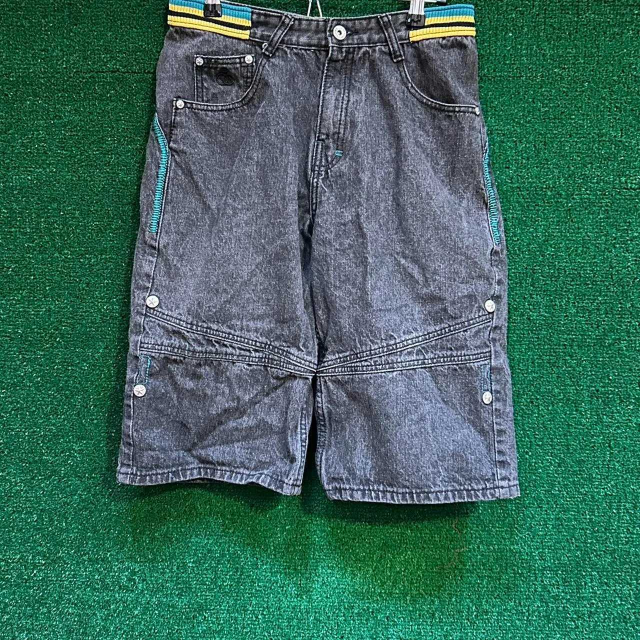 Rocawear Mens Embroidered Shorts 2025 3D Floral Art and Retro Style High Elasticity Waist W250403