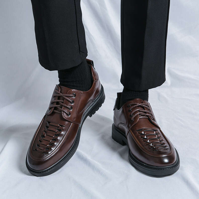 Large leather 2024 Spring and Autumn new business casual British cowhide lace up wedding formal men's shoes