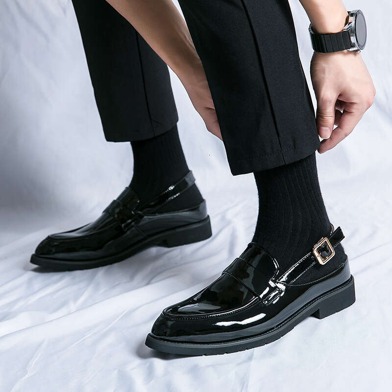 2024 men's shoes in plus size, new semi trailer glossy fashionable breathable casual leather shoes, and trendy