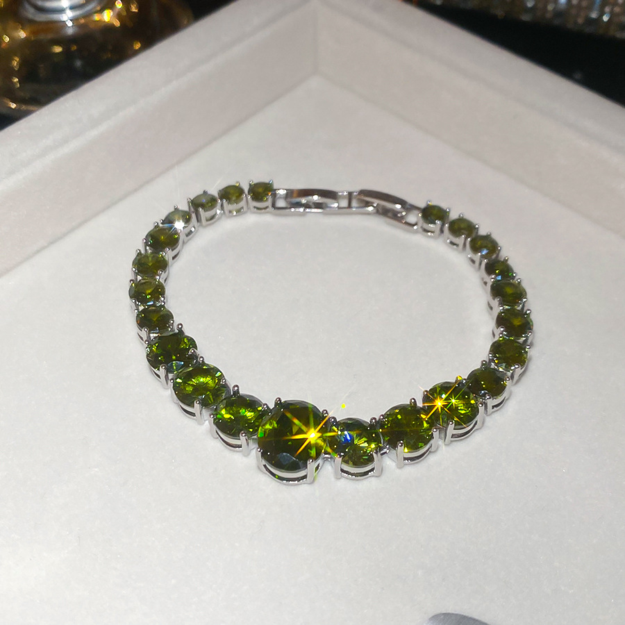 Super Shiny Round Zircon Clasp Light Luxury Palace Style Simple Bracelet Versatile High-end Fashion Jewelry Wholesale - view 4