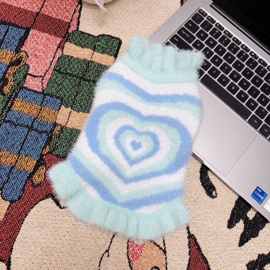 Cute Heart Pattern Pet Sweater, Soft Knit Dog Clothes, Warm Winter Apparels, Fashionable Puppy Sweater with Ruffled Edges, Cozy Pet Outfit for Maltese