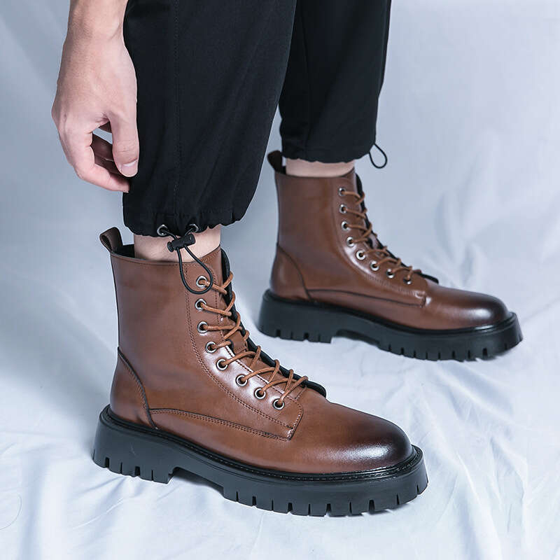 2024 men's shoes in plus size, new leather boots, fashionable outdoor casual shoes, trendy British style high top horse