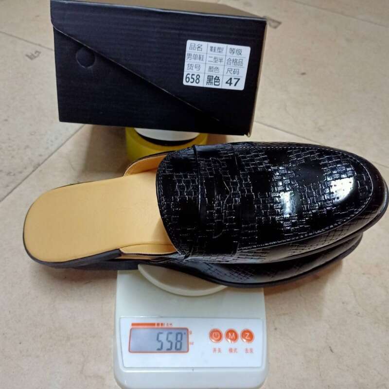 Men's shoes in plus size, summer new style, Baotou semi slipper fashionable foot covers, casual shoes, trendy leather slippers