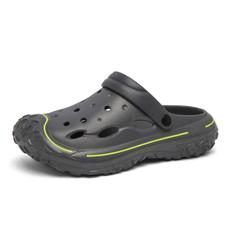 Large size fashionable casual hole shoes outdoor beach sandals men's EVA breathable slippers