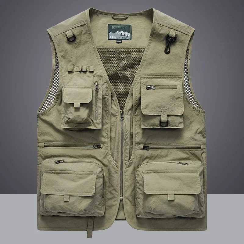 Men Mesh Vest Multi Pocket Quick Dry Sleeveless Jacket Reporter Loose Outdoor Casual Thin Fishing Vests Waistcoat Male X250403