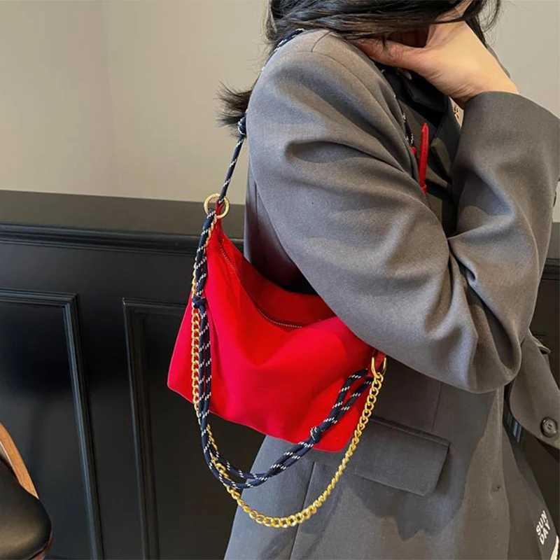 Womens Handbags Canvas Lunch Box Bag Ctrast Color Surf Rope Shoulder Messenger Bag Large Capacity Quality Dumpling Armpit BagXJ251103