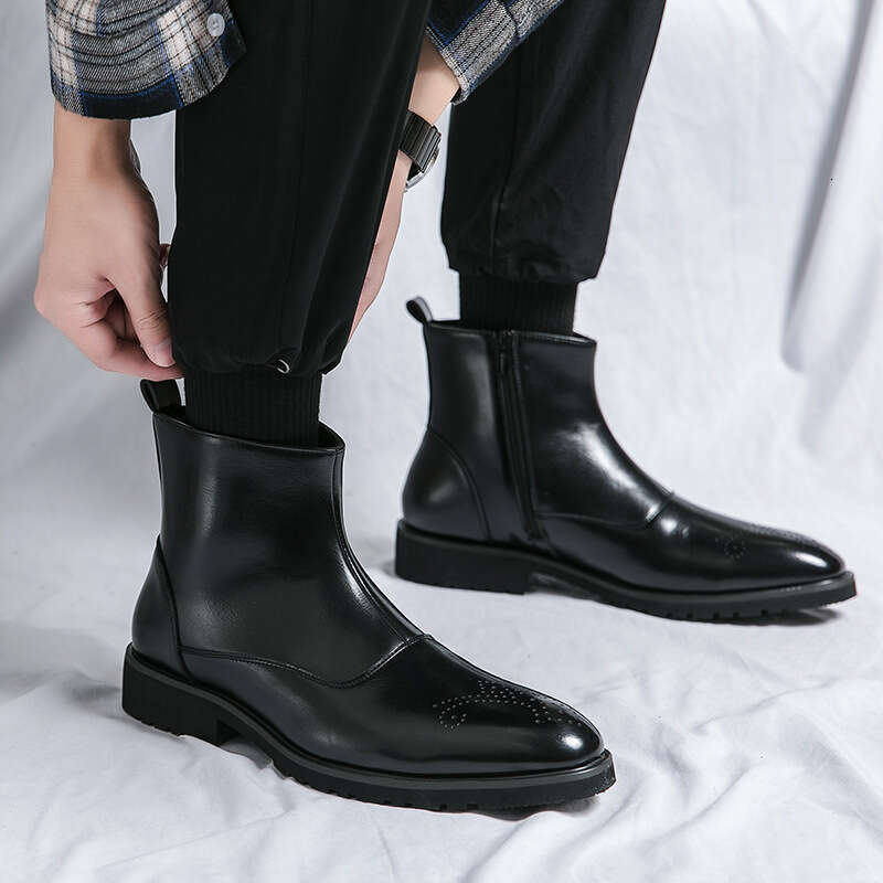 2024 Men's Large Size Spring New Leather Boots Fashion British Style High Top Shoes Trend