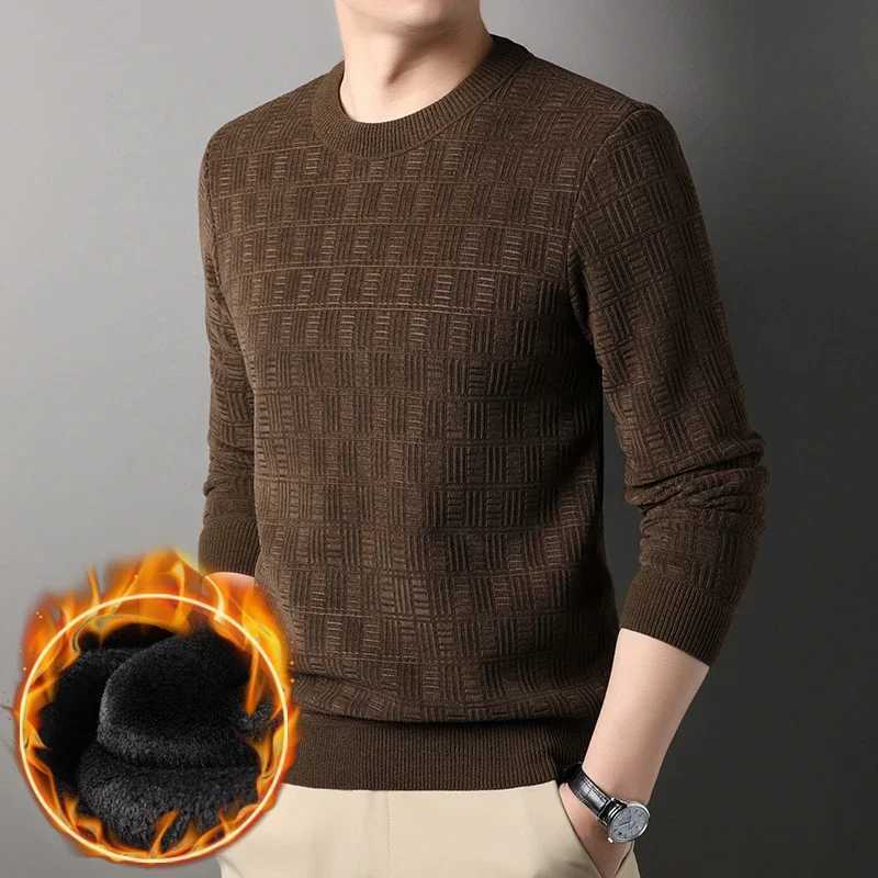 Chenille Winter Warm Sweaters Men Plaid Jacquard O-neck Pullovers Fleece Thick Knitwear Male Business Casual Knitted SweaterT251103
