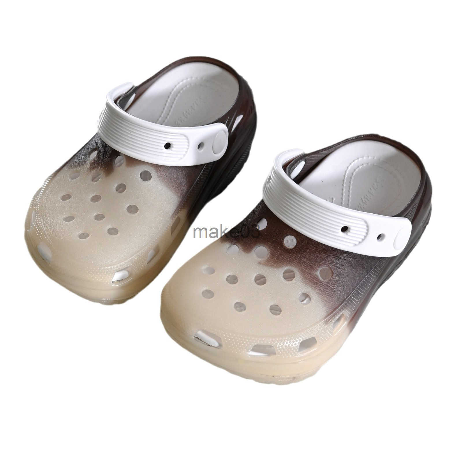 Luminous childrens cave shoes for summer wear color blocked toe slippers for boys and girls with lights EVA beach thick soled sandals J250403