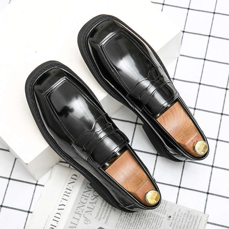 2024 Men's Large Size New Casual Leather Fashion British Style Business Dress Shoes Set Foot Square