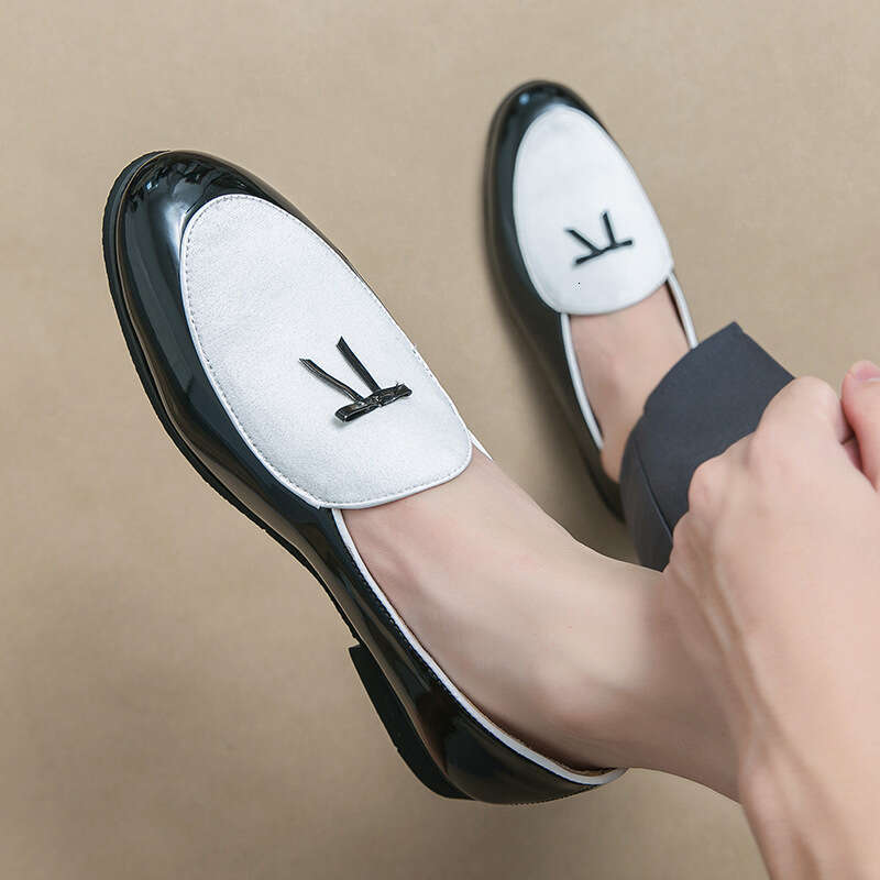 Men's in plus size, new casual leather fashionable one foot style, Le Fu shoes, Korean version, trendy hairstylist, Dou shoes