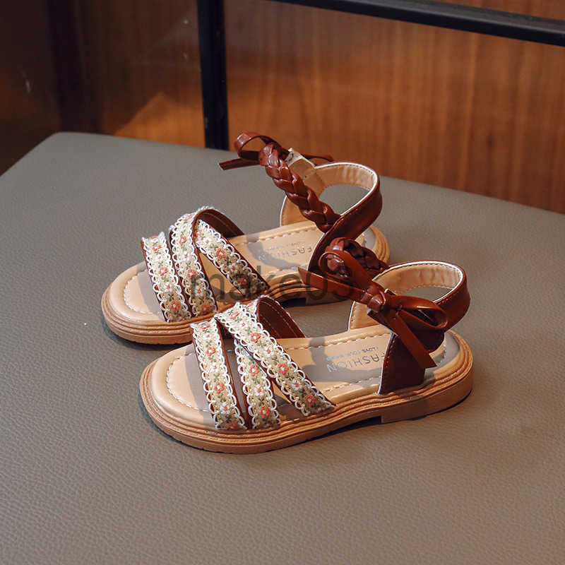 Girls Sandals 2025 Summer New Childrens Shoes Princess Shoes Korean Version Butterfly Knot Cowhide Flat Bottom Childrens Beach Shoes J250403