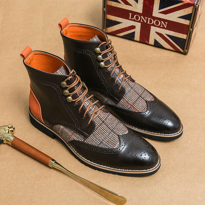 Autumn and winter fashionable high top leather large men's lace up Martin boots, casual British style pointed flat shoes