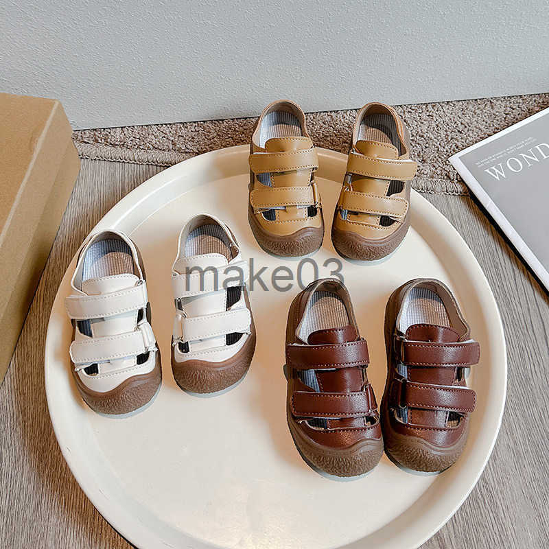 2025 summer Baotou baby walking shoes childrens soft soled soft top sandals breathable solid color small leather shoes J250403