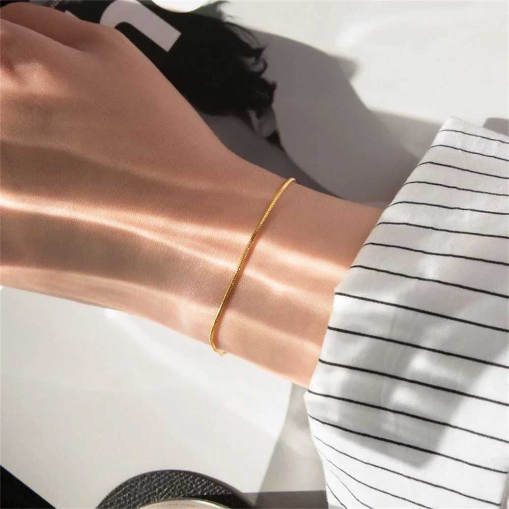 Stainless steel snake bone chain mens bracelet retro 18.5cm gold bracelet womens hip-hop jewelry mens fashion accessories Y250329