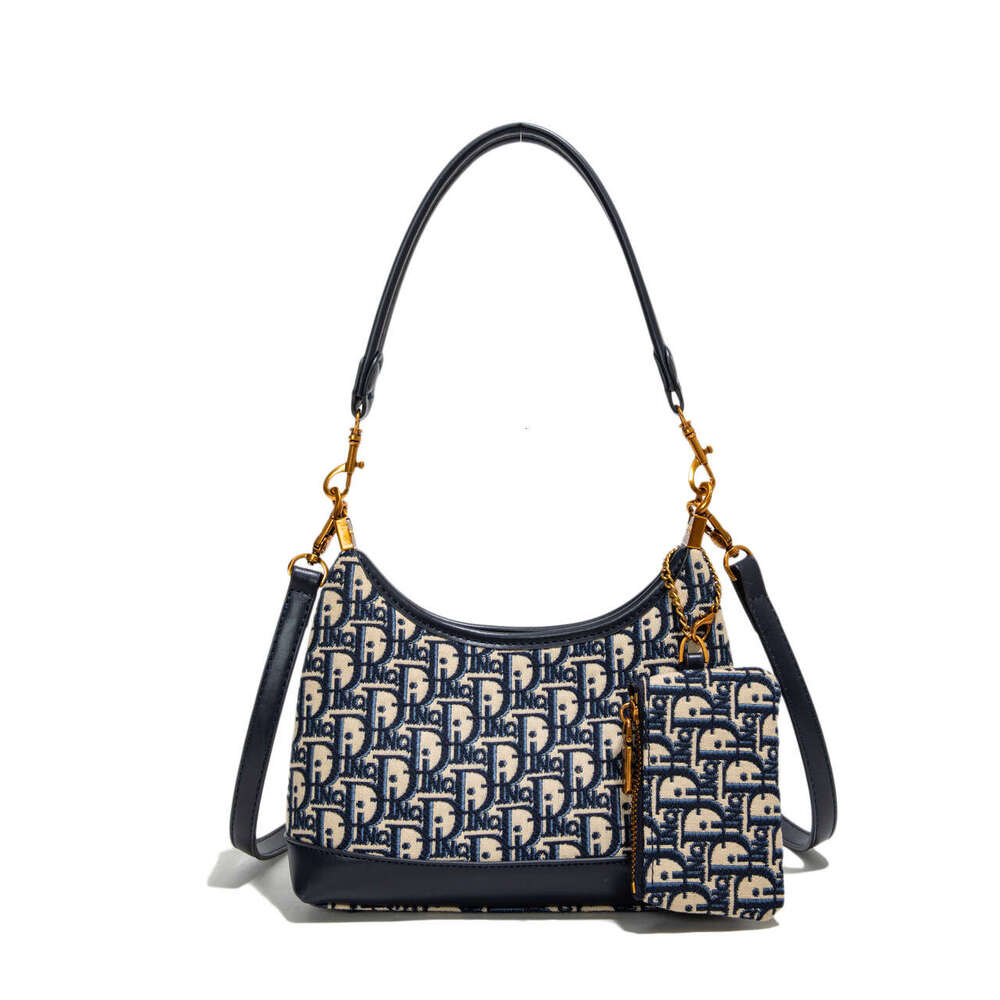 Handheld Vintage Embroidered Floral Retro Underarm New High-end Feel Women's Single Shoulder Crossbody Dumpling Bag Versatile