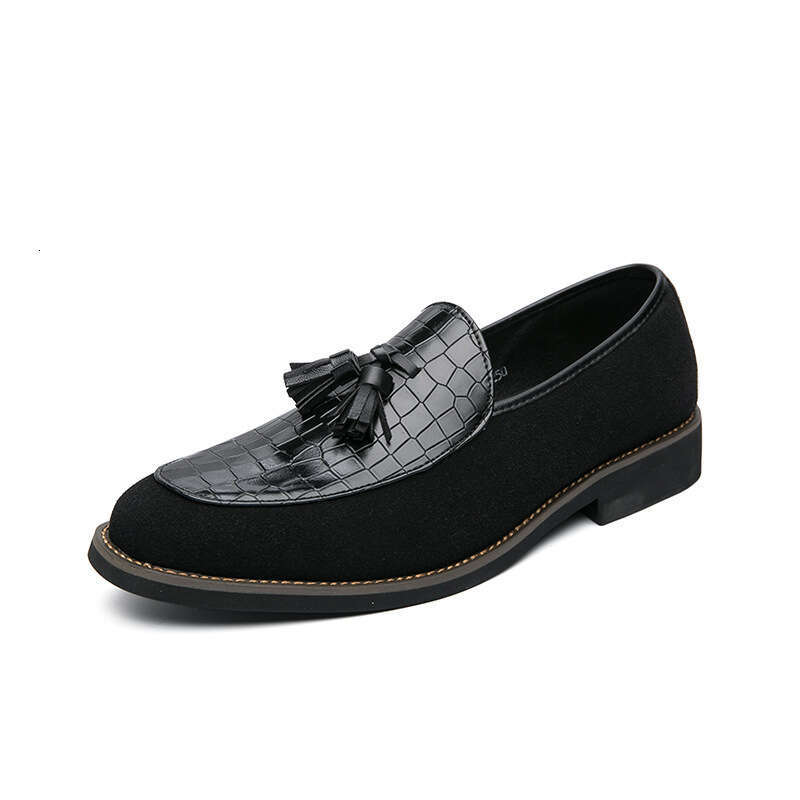 2024 Men's Large Size Spring and Autumn New Leather Fashion Set Foot Tassel Bean Shoes Trendy British