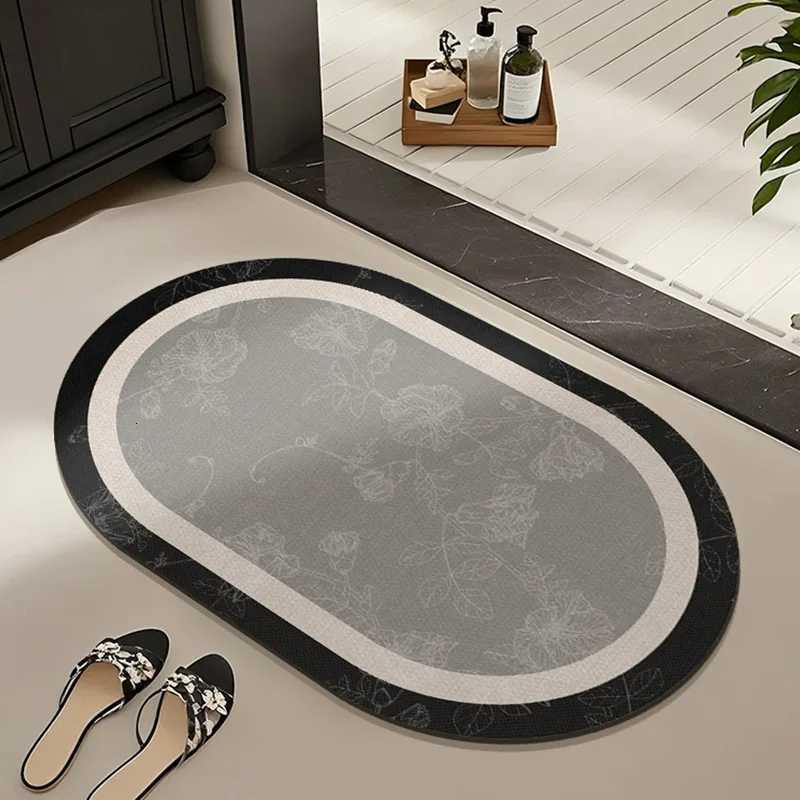 Bathroom floor mat non slip foot mat at the entrance of the bathroom soft diatomaceous earth mud absorbent and dirt resistant C251103
