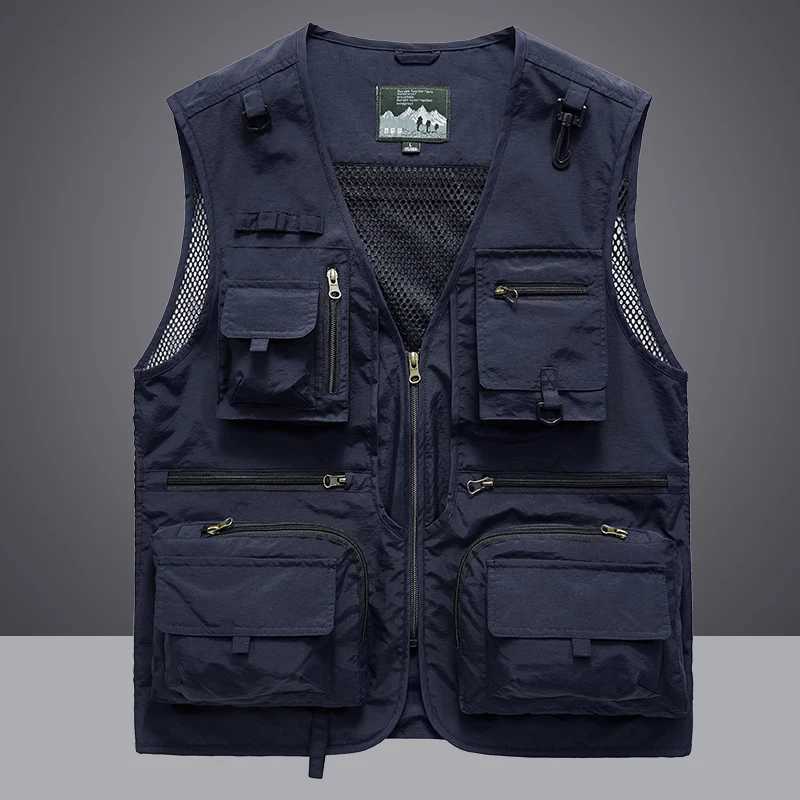 Waistcoat Vest Jacket Men Multi-Pocket Classic Male Sleeveless Coat Outdoor Photographer Fishing Jackets Vest Travel Clothes X250403