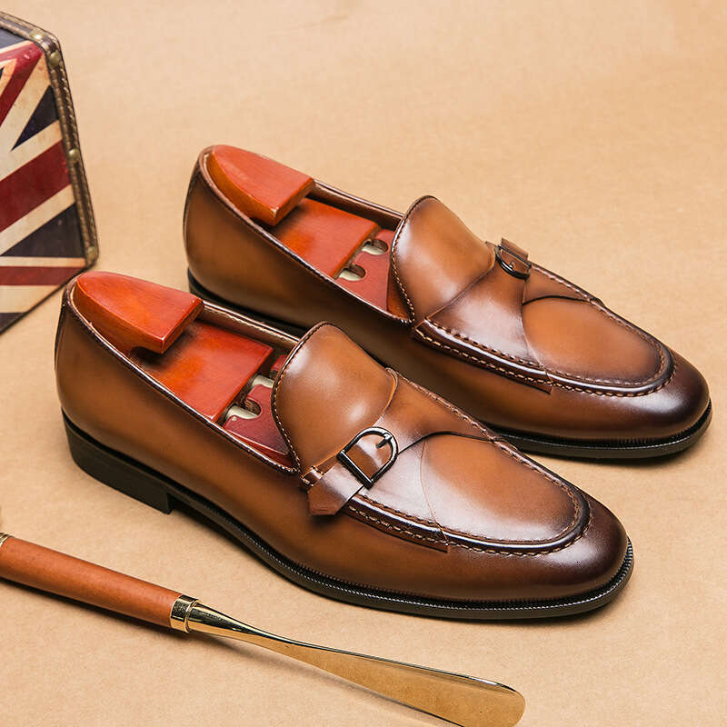 Men's in plus size, new casual fashionable British style, set foot shoes, trendy one-step leather shoes