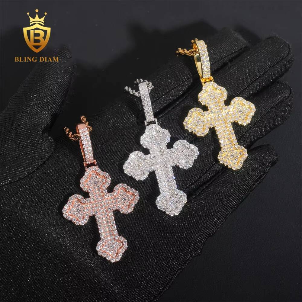 Hot Sale Fashion Jewelry 925 Sterling Silver Golden Plated Iced Out Moissanite Charms Cross With Flowers Pendants for Men