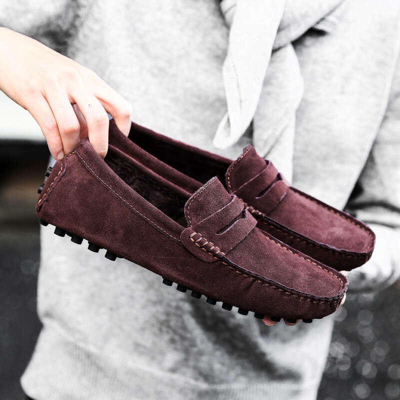 New autumn winter oversized low cut men's bean with fashionable plush and warm sleeves, British casual shoes