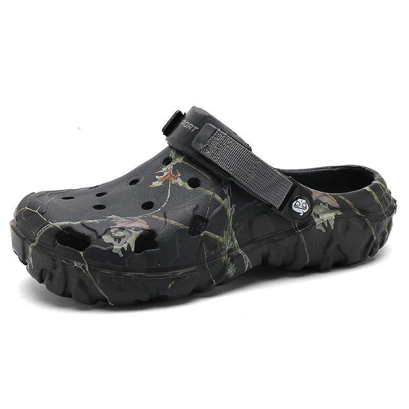Men's summer travel hollowed out beach shoes in large size, breathable thick soled, perforated shoes, two on, with toe caps, casual sandals