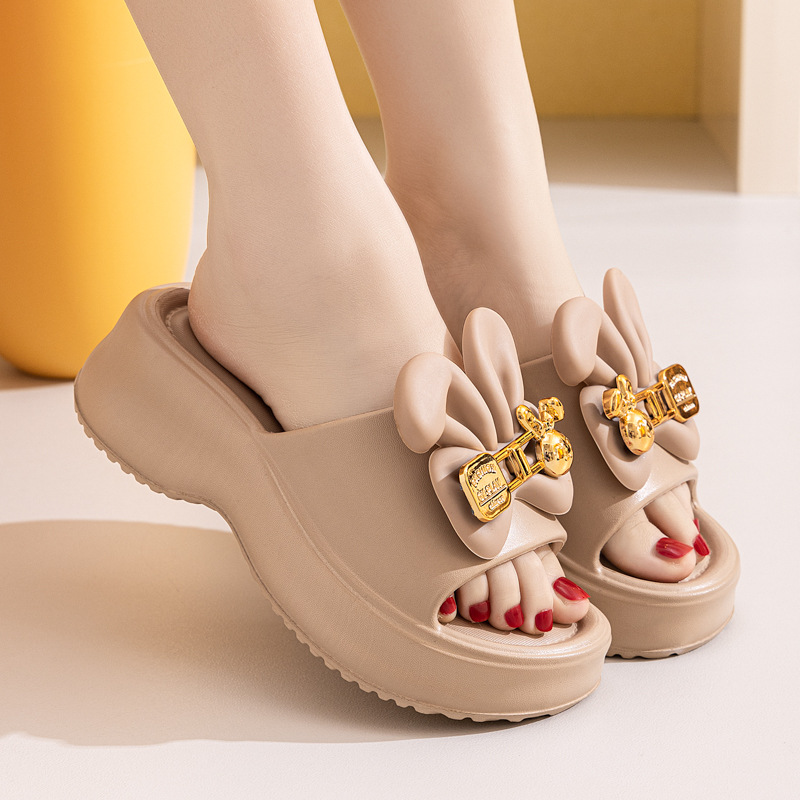 Free shipping 2025 slippers women trendy fashion rabbit lightweight beach outdoor indoor slippers casual shoes