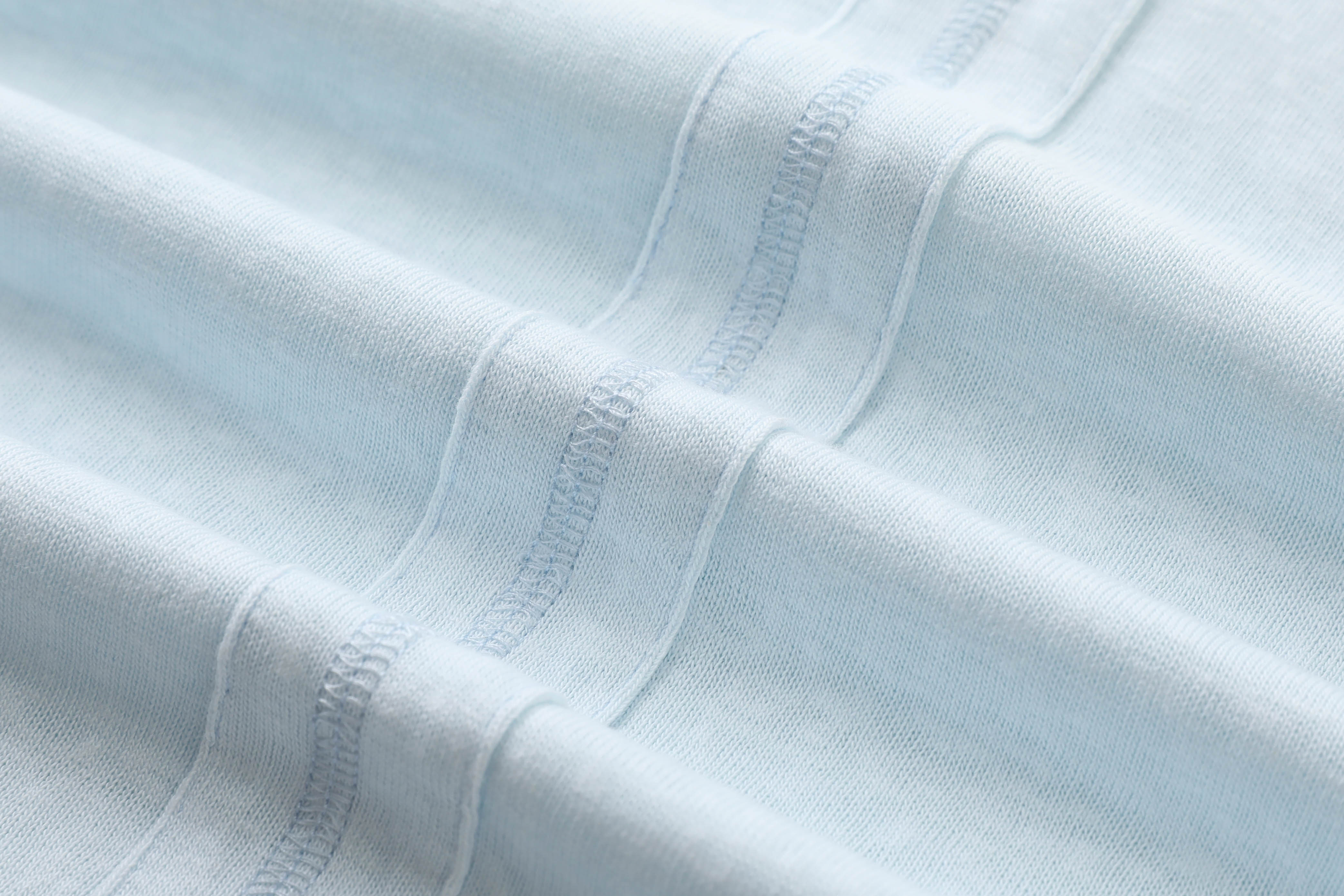 LENLOUES Unisex Oversized Long Sleeve T-Shirt | Light Blue Cotton Crew Neck Tee with Brand Logo, Casual Fashion Top for Men Women LNS-1016