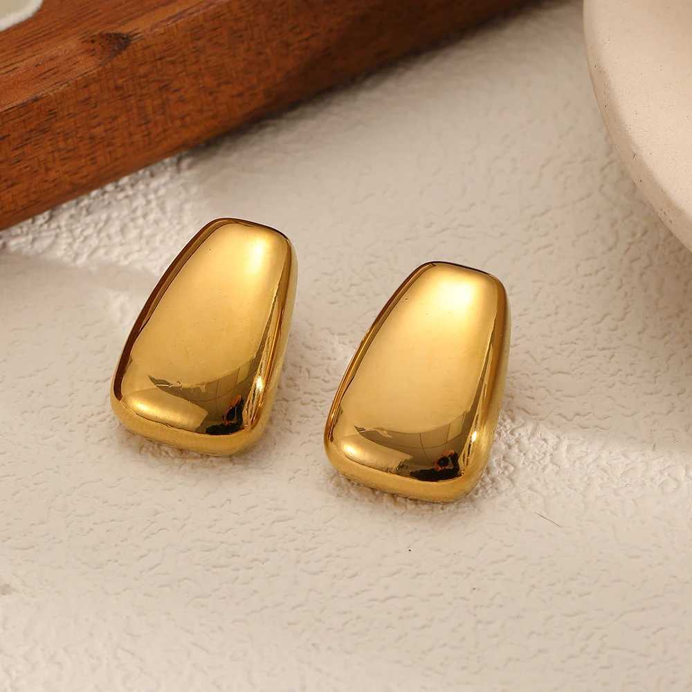 2025 New Design Fashion Stainless Steel Geometric Trapezoid Ear Studs Womens Accessories Party Waterproof Jewelry Gift C251103