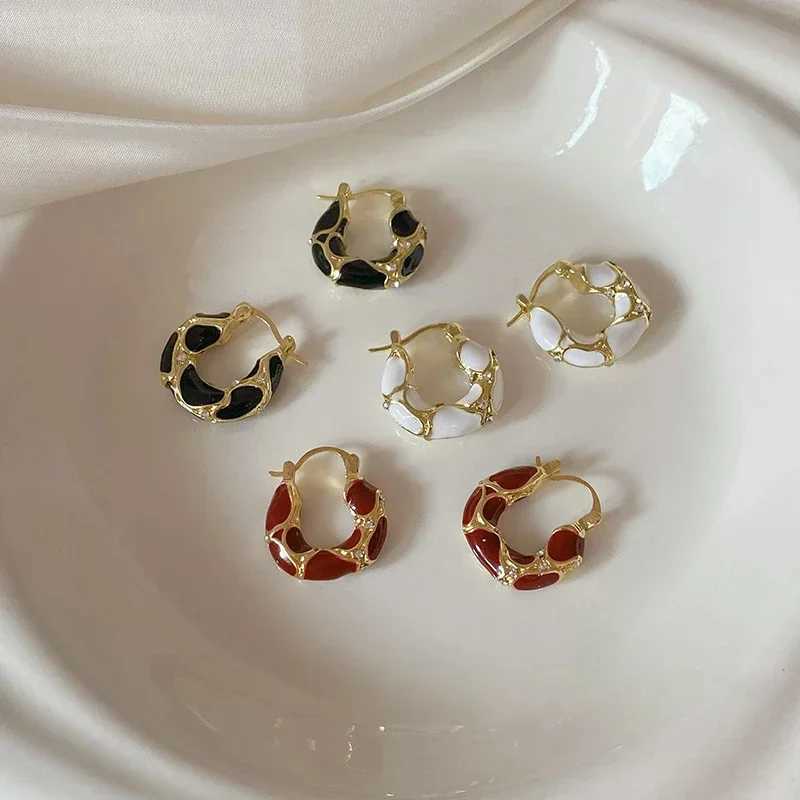 Vintage Luxury Black Enamel Ring Earrings Womens Fashion Design Glaze Leopard Circle Earrings Korean Jewelry Accessories Gifts Y250401