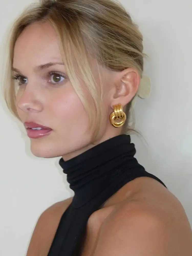 Uworlds best-selling waterproof 316L stainless steel metal geometric personalized daily stud earrings gold waterproof jewelry Y250401