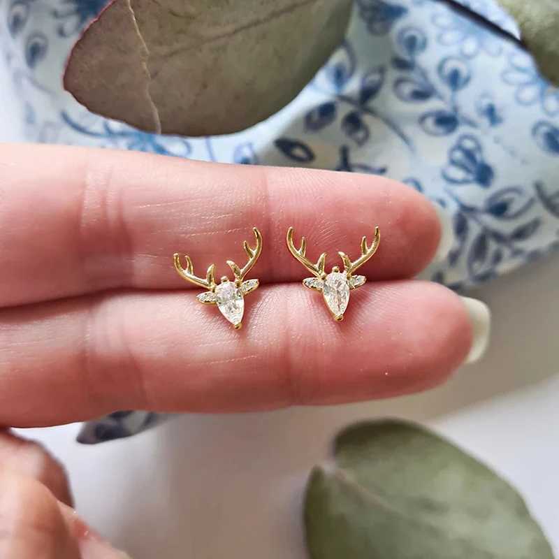 CAOSHI Exquisite Antlers Shape Stud Earrings for Women Elegant Accessories Daily Wearable Stud Earrings Gorgeous Christmas Gifts C251103