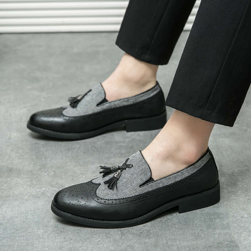 Large business block carved tassel small leather 2024 autumn new British casual men's shoes