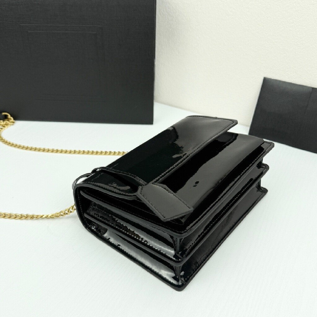 New chain patent leather sunset bag, small square bag, letter crossbody bag