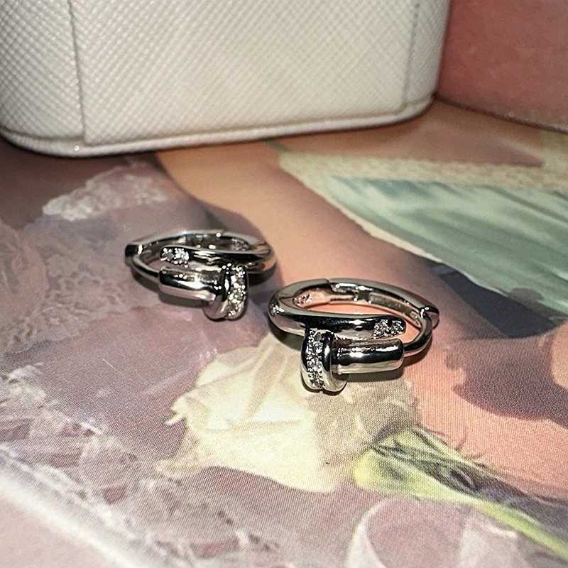 Luxurious cubic zirconia sparkling nail ring earrings suitable for women trending in gold and silver Y2K earplugs and earrings jewelry gifts Y250401