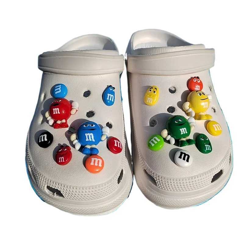 Complete set of hot selling DIY hole shoes charming cartoon handmade charm designer high-quality garden shoes decorative gifts for s Z250402