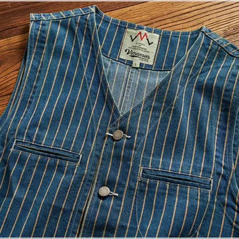 May Khaki denim vest men fashion vintage do old striped vest multi-pocket V-neck folded wear cargo vest men X250403