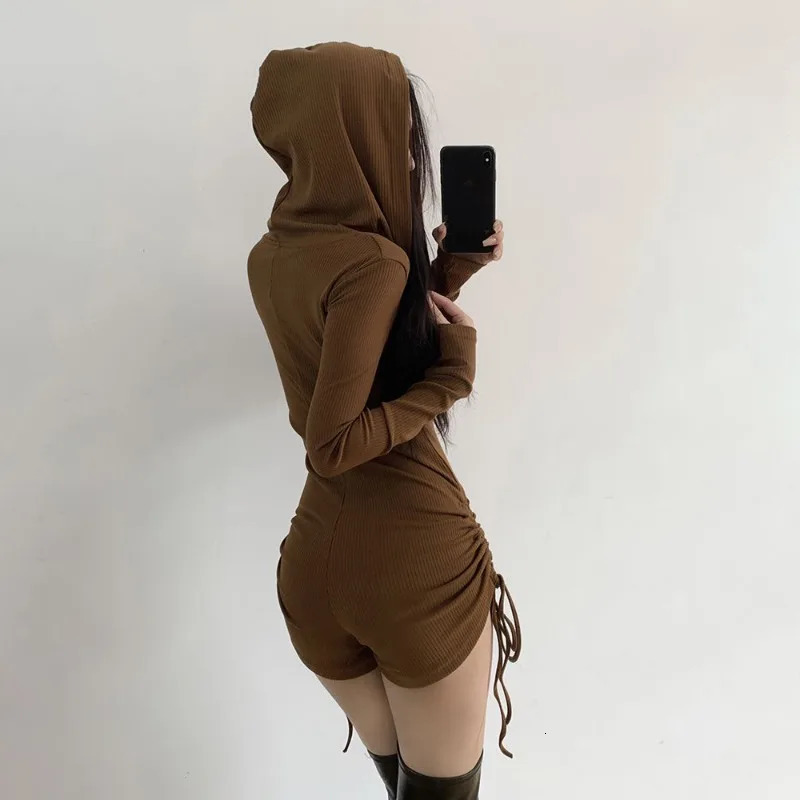 Fashionable black women's jumpsuit summer slim fit long sleeved drawstring shorts niche spicy girl hoodie 2026
