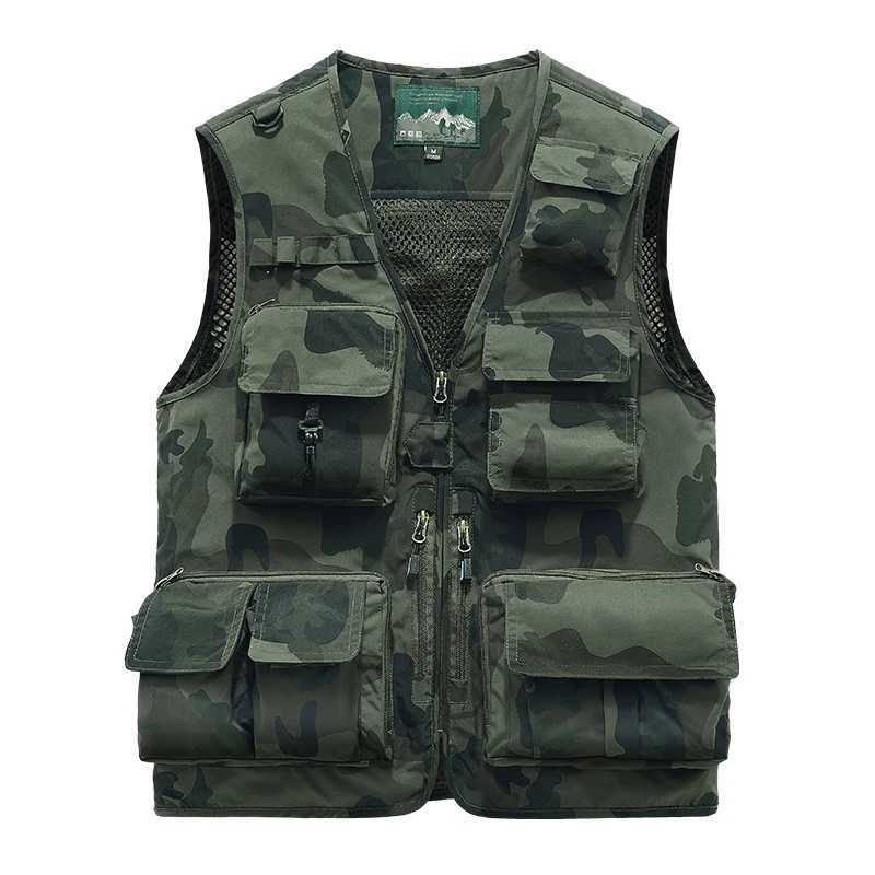 Summer Baggy Causal Mens Mesh Vest Multi Pocket Photographers Male Sleeveless Jackets Mesh Green Camouflage Waistcoat for Men X250403