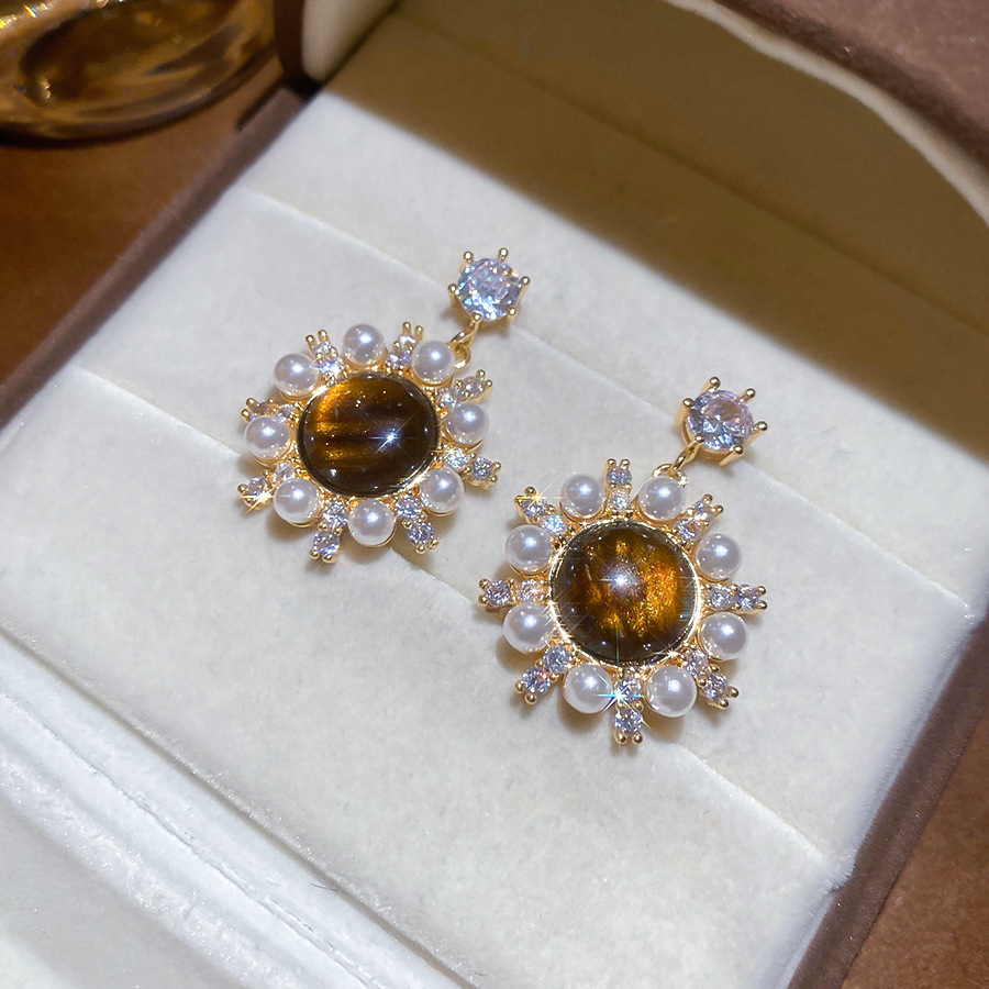 Silver Needle Tiger Eye Stone Pearl Zircon Vintage Melad for Women Simple Versatile Earrings with a Sense of Design Niche - view 4