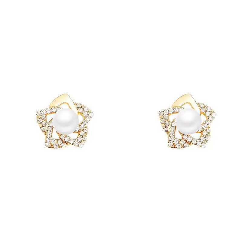 Hollow Out Petal Flower Stud Earrings for Women Metal Rhinestones Mini Imitation Pearl Earrings Party Cute Sweet Small Jewelry C251103