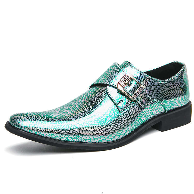 2024 Men's Large Size New Fashion Pointed Casual Leather Shoes Trend Chelsea