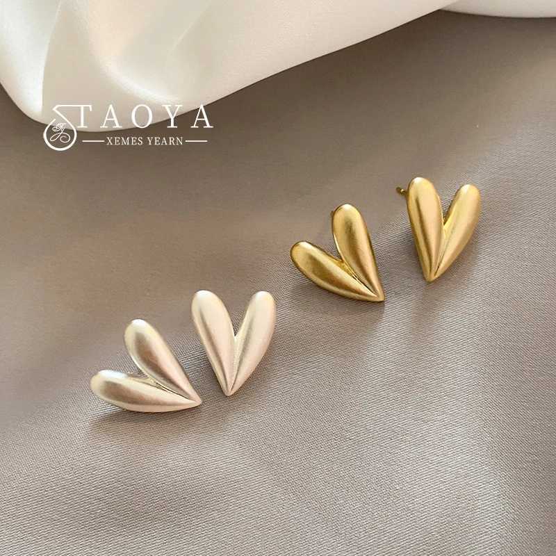 Simple Design Frosted Brushed Metal Heartshaped Stud Earrings a Versatile Daily Accessory for Girls in 2025 Fashion Jewelry C251103