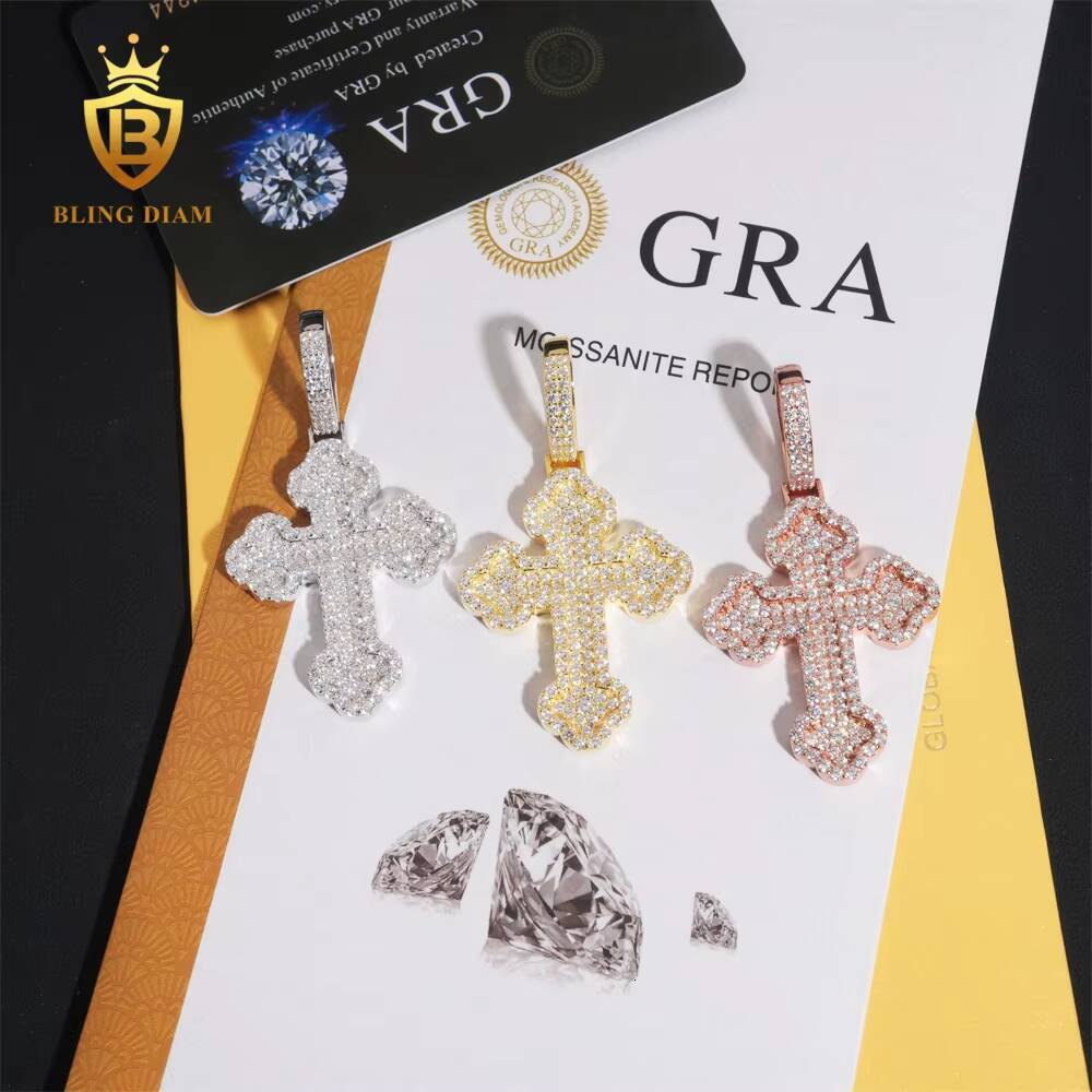 Hot Sale Fashion Jewelry 925 Sterling Silver Golden Plated Iced Out Moissanite Charms Cross With Flowers Pendants for Men