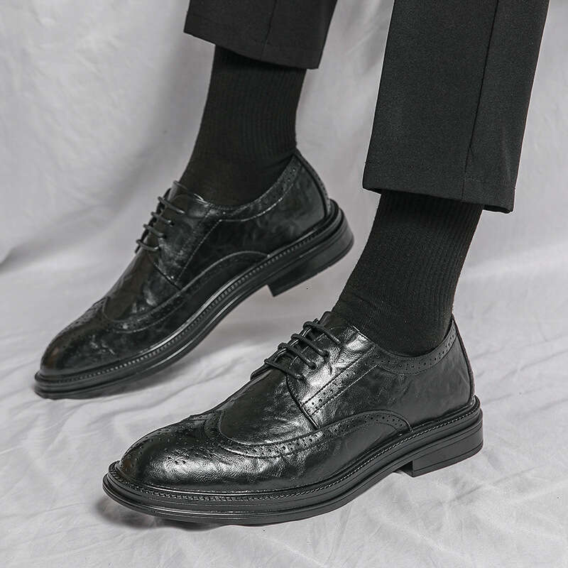 2024 plus men in all four seasons, new size for business formal wear, Block carved leather shoes are available