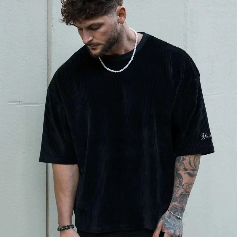 Short sleeved mens streetwear T-shirt fashionable casual loose zipper simple and handsome round neck spring and summer mens clothing 250402